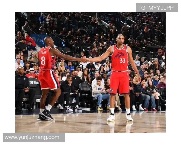 快船102-105老鹰遭4坏消息！哈登孤立无助，2将下滑，科林斯低迷